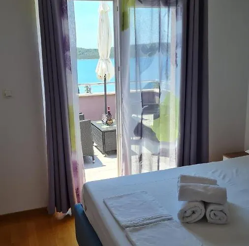 Ferdi Trogir