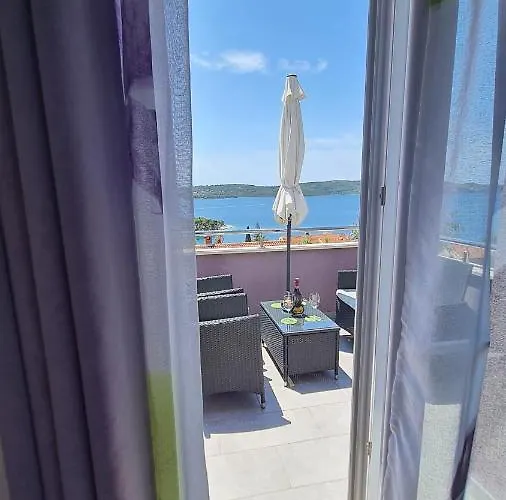 Apartmani Ferdi *