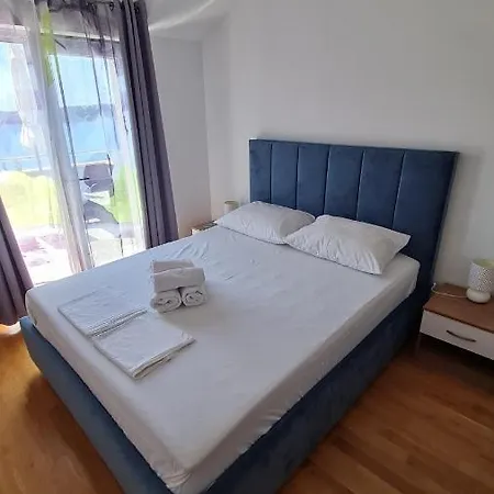 Apartmani Ferdi Apartment *
