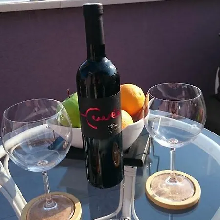 Apartmani Ferdi *