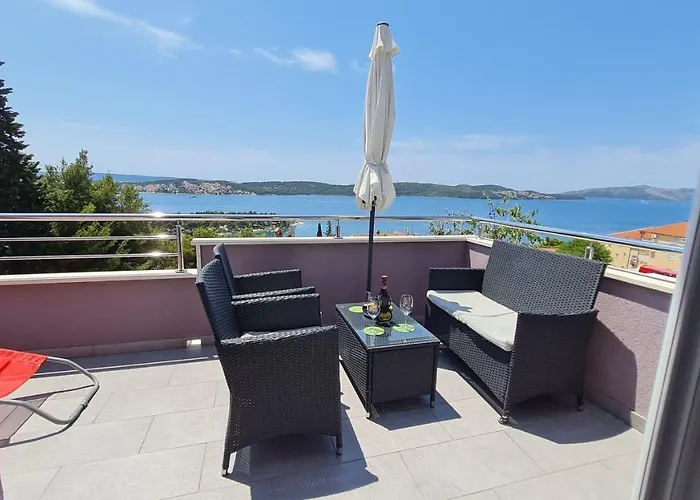 Ferdi トロギール