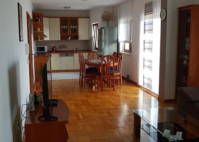 Ferdi アパート *